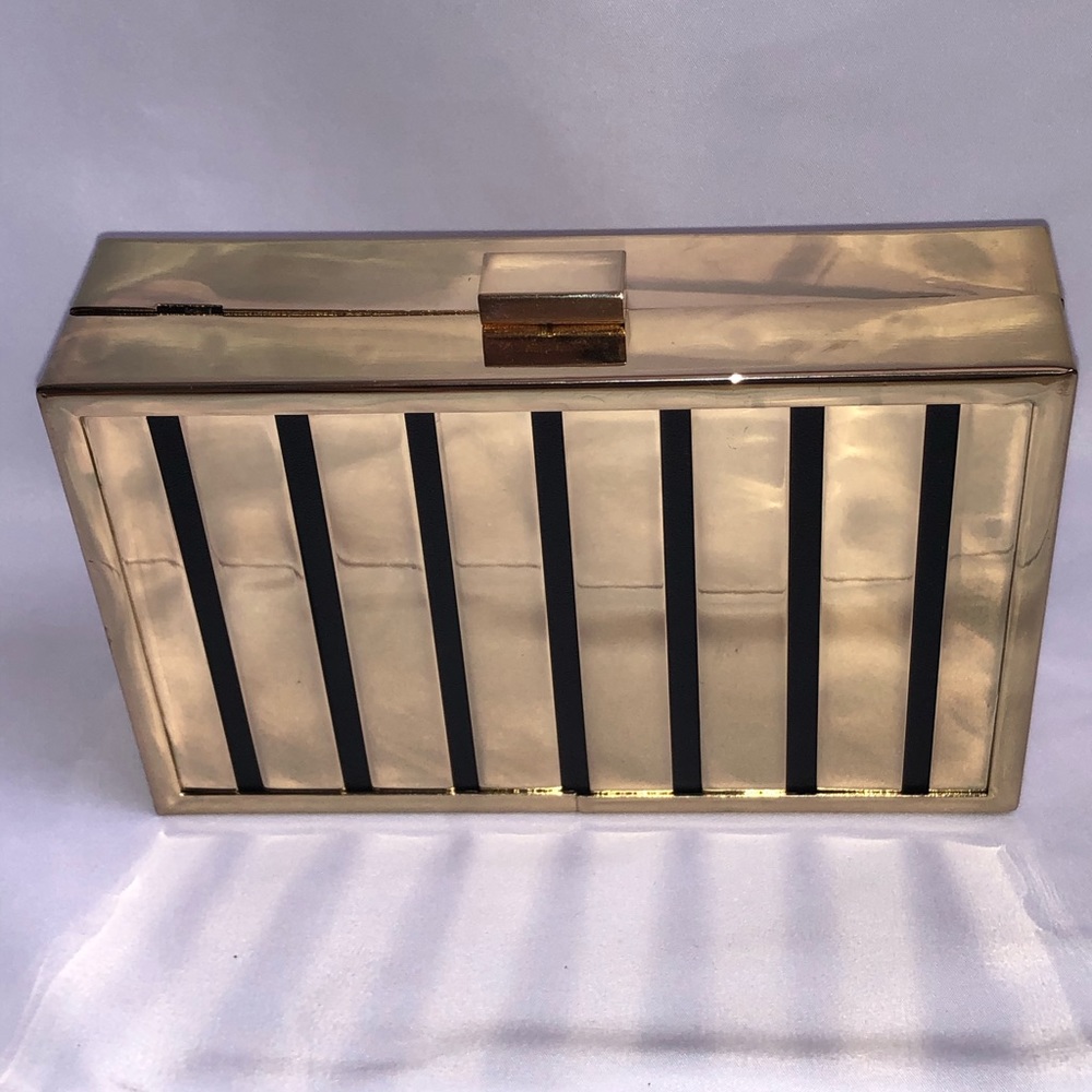 Gold clutch